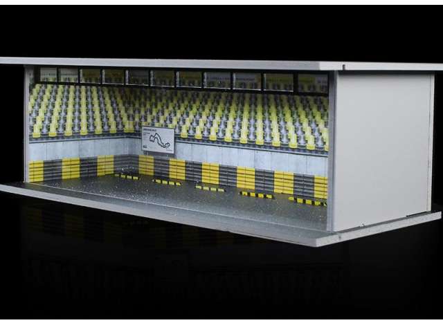 Available To Order – Parking Garage B-Workshop with Light, Grey/Yellow 1:64 Black Box Diorama Model (MO914054)