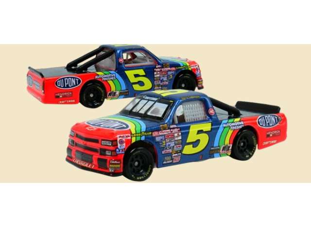 1995 Chevrolet #5 Terry Labonte *DuPont*, various 1:64 Action Racing Collectibles Model