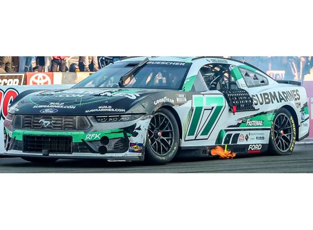 2025 Ford #17 Chris Buescher *Buildsubmarines.com* white/green 1:64 Action Racing Collectibles Model