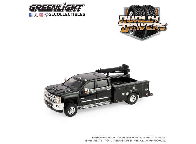 Pre-Order – 2016 Chevrolet Silverado 3500 Dually Crane Truck *Dually Drivers Series 17*, black 1:64 GreenLight Model (gl46170D) – ETA. September 2026