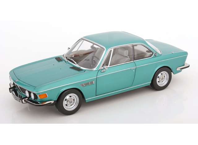 Pre-Order – 1971 BMW 3.0 CSI E9, turquoise-metallic with aluminium rims 1:12 KK - Scale Model (KKDC120191) – ETA. September 2026