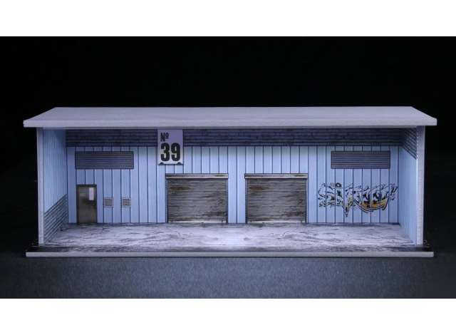 Pre-Order – Diorama *#39 warehouse*, various 1:64 Black Box Diorama Model (MO914905) – ETA. September 2026