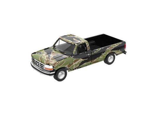 Pre-Order – 1993 Ford F-150 *All Terrain Collection Series 18*, tigerstripe camouflage 1:64 GreenLight Model (gl35330C) – ETA. September 2026