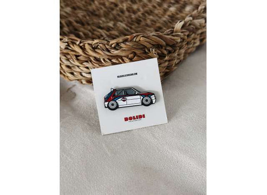Pre-Order – Pin Lancia Delta *Tribute to Martini Livery*, white 1:0 Bolidi Model (BolidiENPN004) – ETA. September 2026