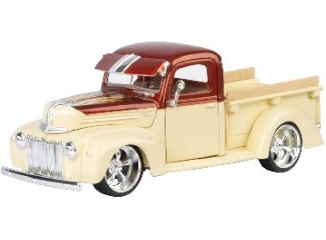 Pre-Order – 1942-1947 Ford Jailbar Pickup *Kult Klassics*, beige/gold 1:24 Motor Max Model (mmax79883) – ETA. July/August 2026