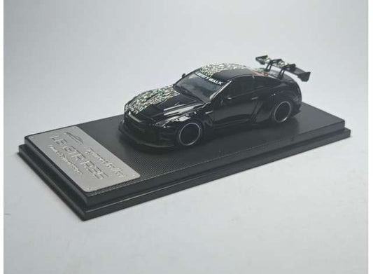 Pre-Order – Nissan GT-R 5V *LB*, camouflage/black 1:64 My Model Collect Model (MMC640004L) – ETA. July/August 2026