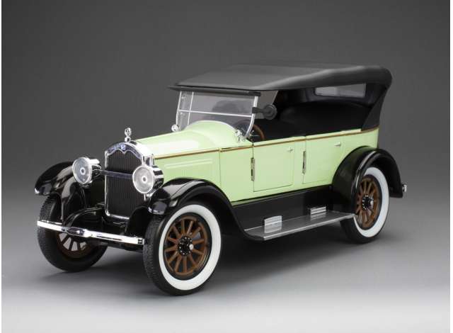 Pre-Order – 1925 Buick Model 25, sage green 1:18 SunStar Model (sun5743) – ETA. November 2026