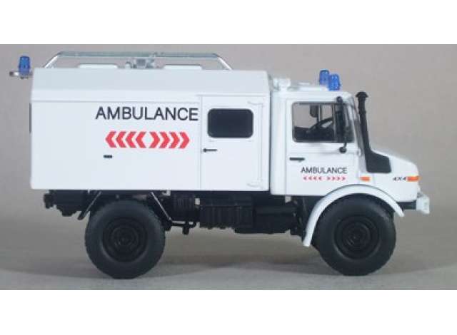 Pre-Order – U1300L Civilian Ambulance, white/red 1:64 Massdi Model (MAS-TJ1028) – ETA. October 2026