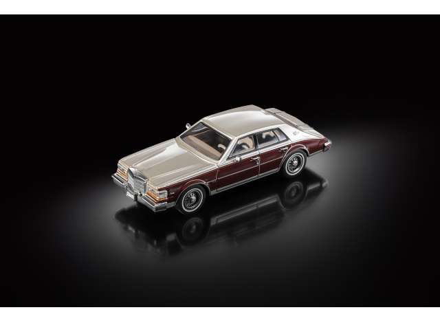 Pre-Order – 1980 Cadillac Seville, canyon rock/desert sand firemist 1:64 SunStar Model (sun60102) – ETA. October 2026