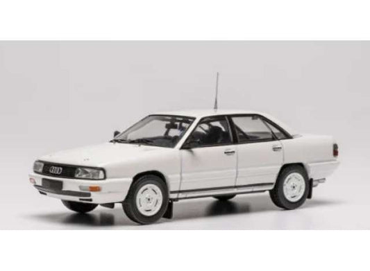 Pre-Order – 1989 Audi 200 (C3) Quattro, white 1:43 IXO Models Model (ixoCLC687) – ETA. October/November 2026