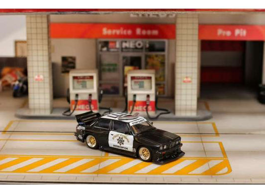 Pre-Order – E30 *Police*, white/black 1:64 Street Weapon Model (STW274) – ETA. January/February 2027