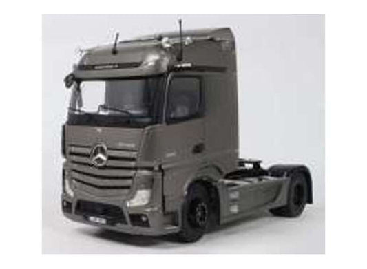 Pre-Order – 2021 Mercedes Benz Actros L, silver 1:18 Solido Model (SOLI2400205) – ETA. January 2027
