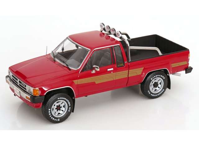 Pre-Order – 1985 Toyota Truck Xtra Cab 4x4 (Hilux), red 1:18 KK - Scale Model (KKDC181562) – ETA. December 2026
