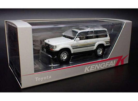 Pre-Order – Toyota Land Cruiser LC80, pearl white general 1:64 KengFai Model (KF031-1) – ETA. December 2026