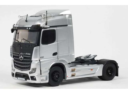 Pre-Order – 2021 Mercedes Benz Actros L, silver/black 1:24 Solido Model (SOLI2400206) – ETA. March 2027