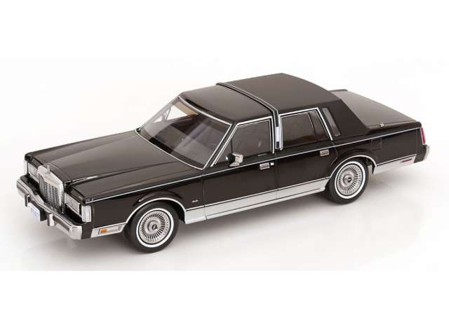 1985 Lincoln Town Car from the movie *The Lincoln Lawyer*, black 1:18 KK Scale Model (KKDC181781) – ETA. March/April 2027