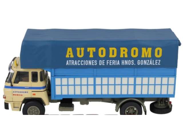 1980 Dodge 42/16 *Atracciones de feria Hnos. González*, cream/blue 1:43 Magazine Model Model (MAG043TRUCKCB71) – ETA. February/March 2027