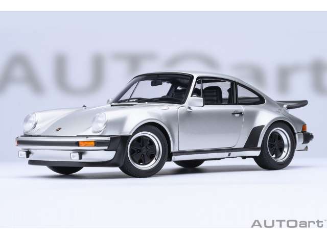 Porsche 911 Turbo 3.0 (930), silver metallic 1:18 AutoArt Model (AUTOART78110) – ETA. February/March 2027