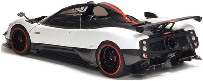 Available To Order – Pagani Zonda Cinque Roadster 2009 Bianco Benny 1:18 (ALM 850611001)