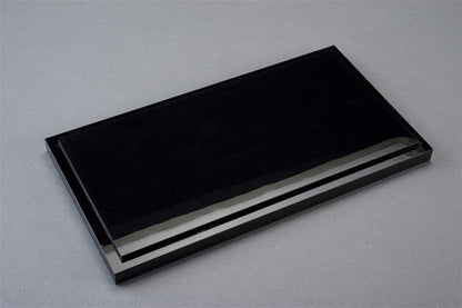 Available To Order – Detroit Display Case with Black Base 1:24 Atlantic Model (ATL 10004)