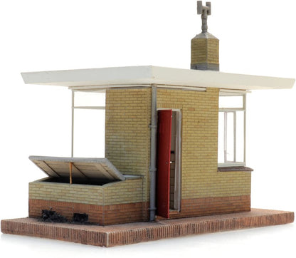 Available to Order – Level Crossing Post W32 1:87 Resin Kit, Unpainted 1:87 (ATT 10395)