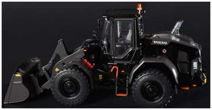 Volvo L60H Wheel Loader Ltd 999pcs Black Edition w/Bucket on Michelin 20-5 R25 XHA2 1:32 – diecast model (view 2)