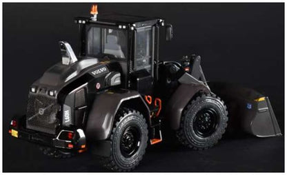 Volvo L60H Wheel Loader Ltd 999pcs Black Edition w/Bucket on Michelin 20-5 R25 XHA2 1:32 – diecast model (view 3)