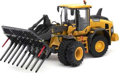 Available to Order – Hekamp Z-300 Silage Fork Fits on the VOLVO L60H wheel loader 1:32 (AT 3200122)