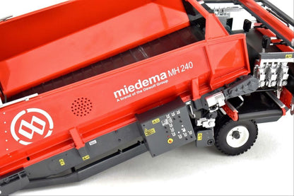 Available to Order – Miedema MH 240 Receiving Hopper 1:32 (AT 3200134)