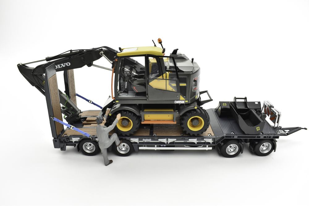 Available to Order – Nooteboom ASDV-40-22 4 Axle Drawbar Trailer with Ramps - Grey 1:32 (AT 3200139GY)