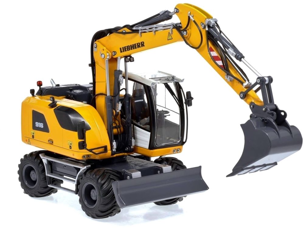 Available to Order – Liebherr A916 Wheeled Excavator w/Nokian Tyres and w/Disconnectable Standard Bucket 1:32 (AT 3200140)