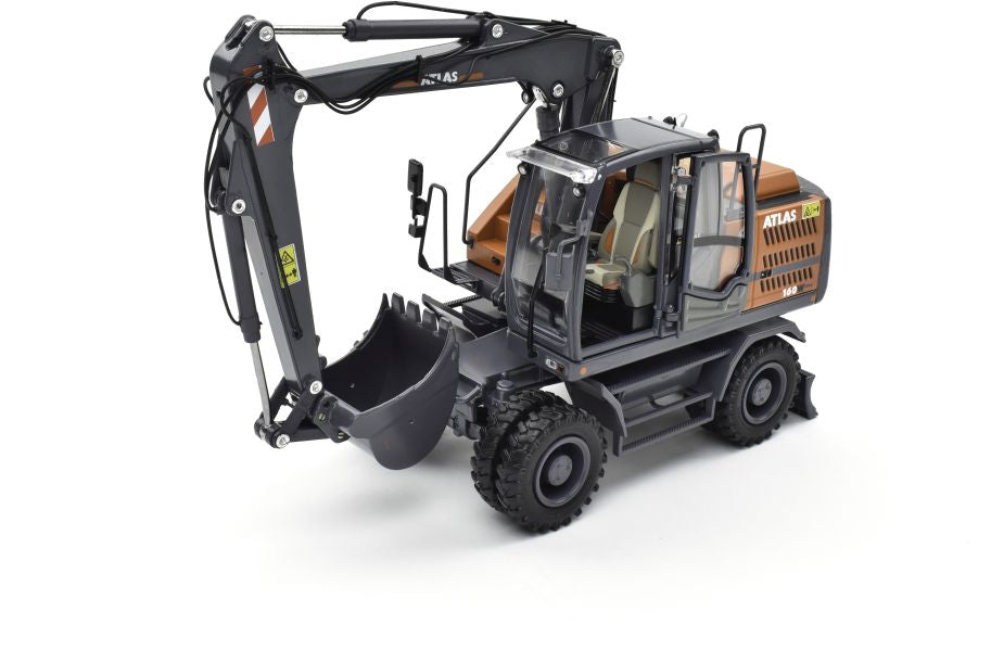 Atlas 160W Wheeled excavator With Mitas dual tyres 1:32 – diecast model (view 5)