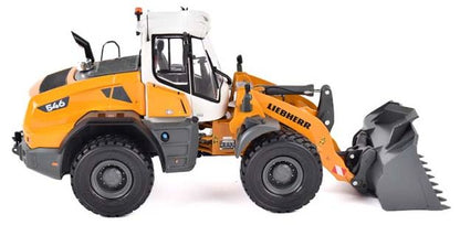 Liebherr L 546 G8 Wheel loader Earthmoving bucket - Michelin XLD65 650/65R25 Tyres 1:32 – diecast model (view 3)