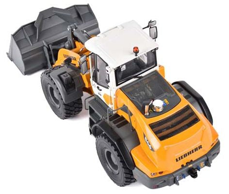 Liebherr L 546 G8 Wheel loader Earthmoving bucket - Michelin XLD65 650/65R25 Tyres 1:32 – diecast model (view 4)