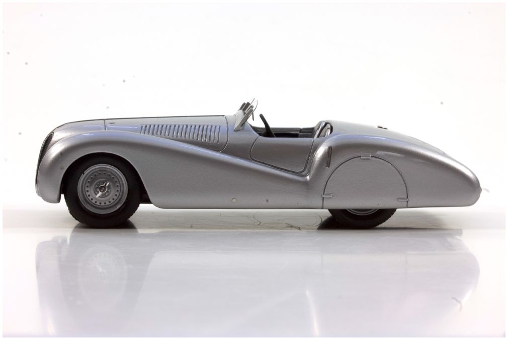 Available To Order – BMW 328 'Bugelfalte-Roadster' Street Version 1940 - 100pcs limited edition 1:43 (BRA 2112)