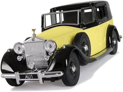 Available to Order – Rolls Royce Phantom III Sedanca de Ville Goldfinger James Bond 1:36 (COR 06807CC)