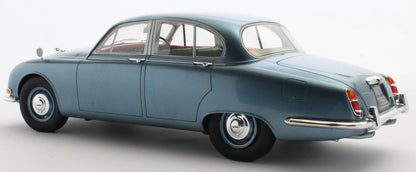 Available To Order – Jaguar S-Type Opalescent Blue 1965 (Ltd Edition 96pcs) 1:18 (CUL CML054-4)