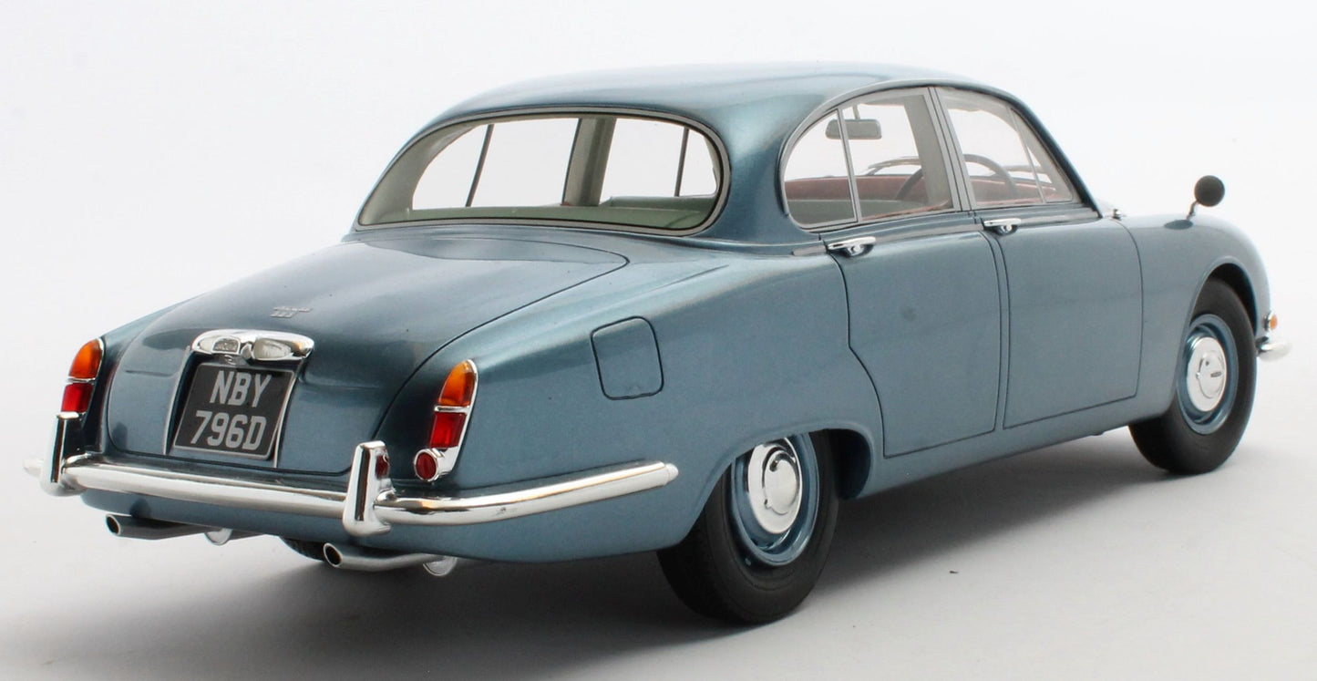 Available To Order – Jaguar S-Type Opalescent Blue 1965 (Ltd Edition 96pcs) 1:18 (CUL CML054-4)