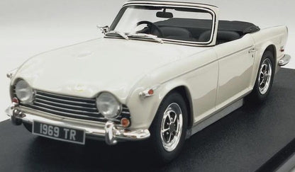 Available To Order – Triumph TR5 P.I. White 1967-1968 1:18 (CUL CML069-4)