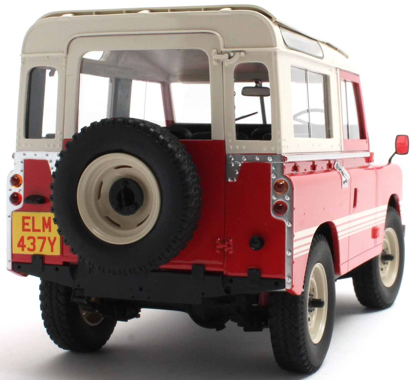 Available To Order – Land Rover 88 Series III - Masai Red County - 1978 - 100pcs Ltd Edition 1:18 (CUL CML114-4)