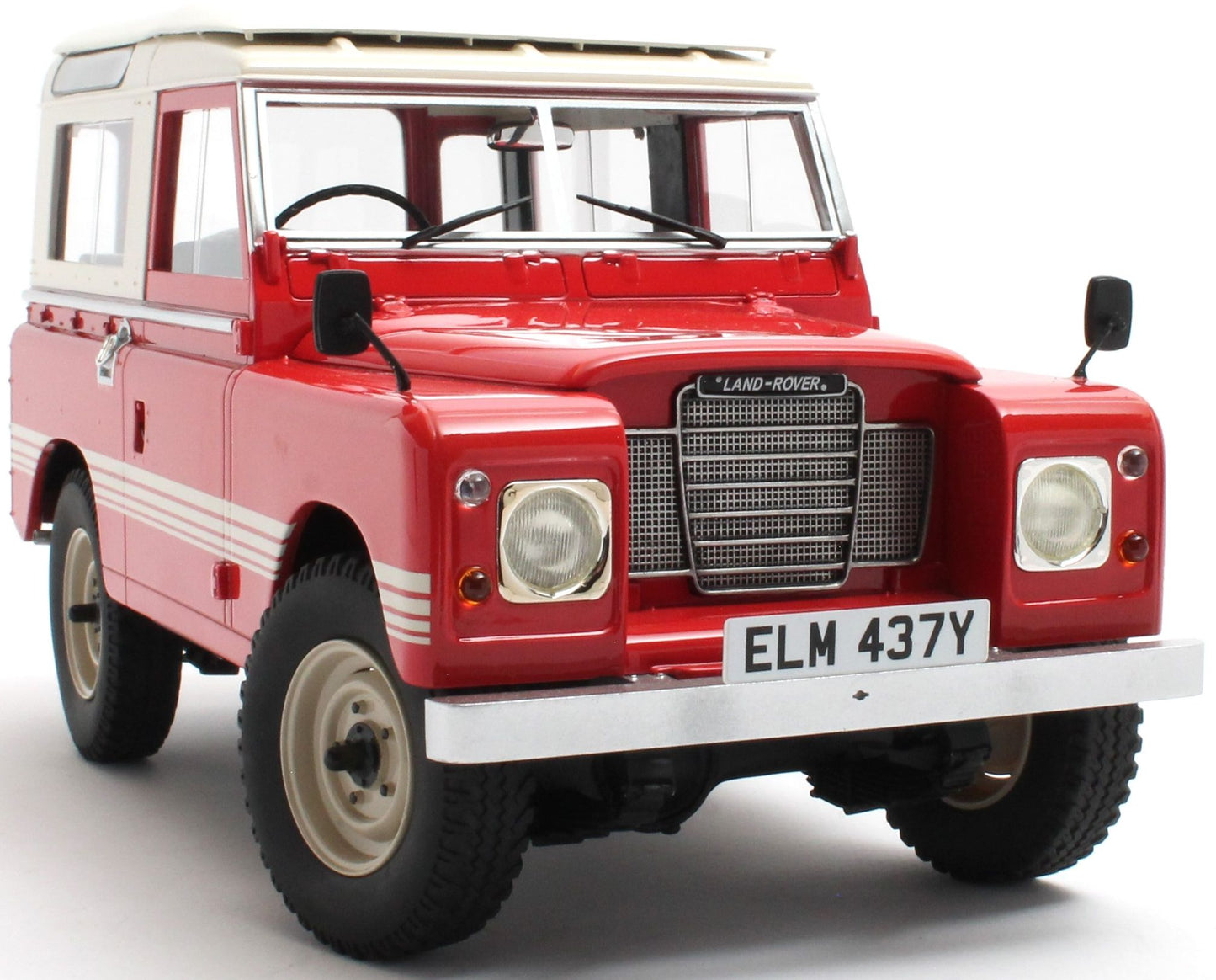 Available To Order – Land Rover 88 Series III - Masai Red County - 1978 - 100pcs Ltd Edition 1:18 (CUL CML114-4)