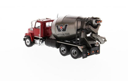 Western Star 4700 SF Concrete Mixer 1:50 – diecast model (view 3)