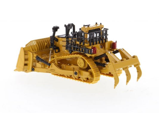Cat D11 Track Type Tractor 1:87 Diecast Masters Model (view 2)