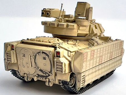 Available to Order – M2A3 Bradley w/ERA (Dark Yellow) 1:72 (DR 63124)