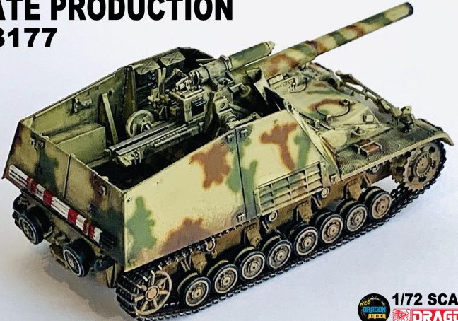 Available to Order – Sd.Kfz.165 Hummel Late Production 1:72 (DR 63177)