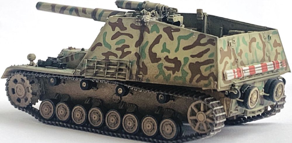 Available to Order – Sd.Kfz.165 Hummel Early Production 1:72 (DR 63179)