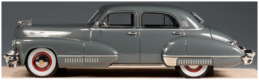 Cadillac Sixty Special Grey 1942 1:43 – diecast model (view 2)