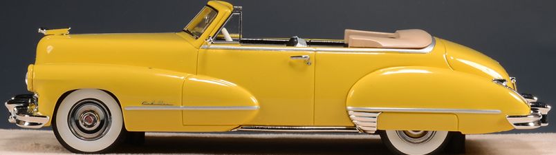 Cadillac Series 62 Convertible Yellow Open Top 1:43 – diecast model (view 2)