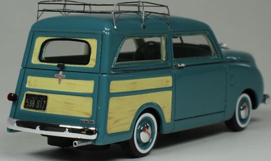 Available To Order – Crosley 1949 Blue 1:43 (GOL 063A)