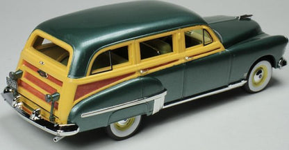 Available to Order – Oldsmobile Station Wagon Alpine Green Poly 1949 1:43 (GOL 065B)